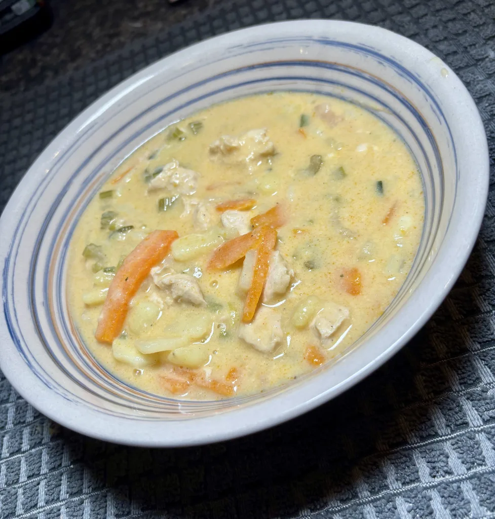 Waterzooi de poulet (crémeux, version courgette + pommes de terre