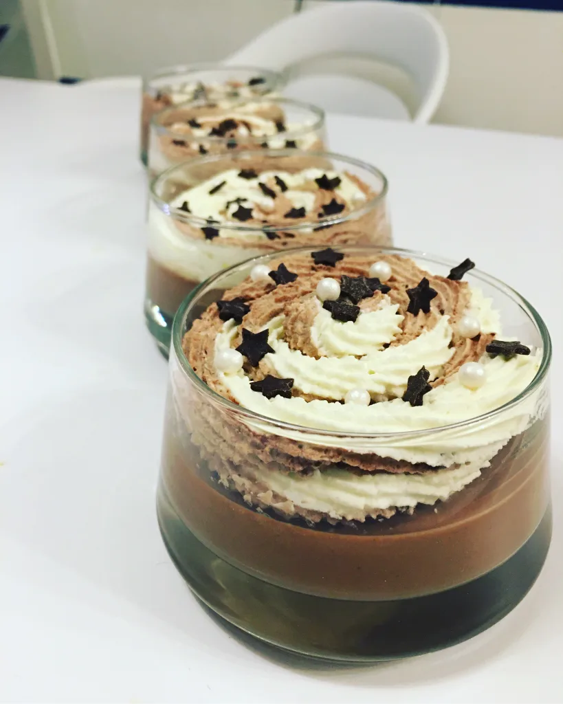 Panna Cotta au chocolat et chantilly duo