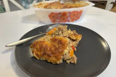 Gratin de pâtes grecques au haché et légumes (recette facile et familiale)