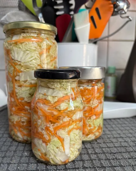 Chou chinois et carottes mariné au vinaigre (recette facile maison)