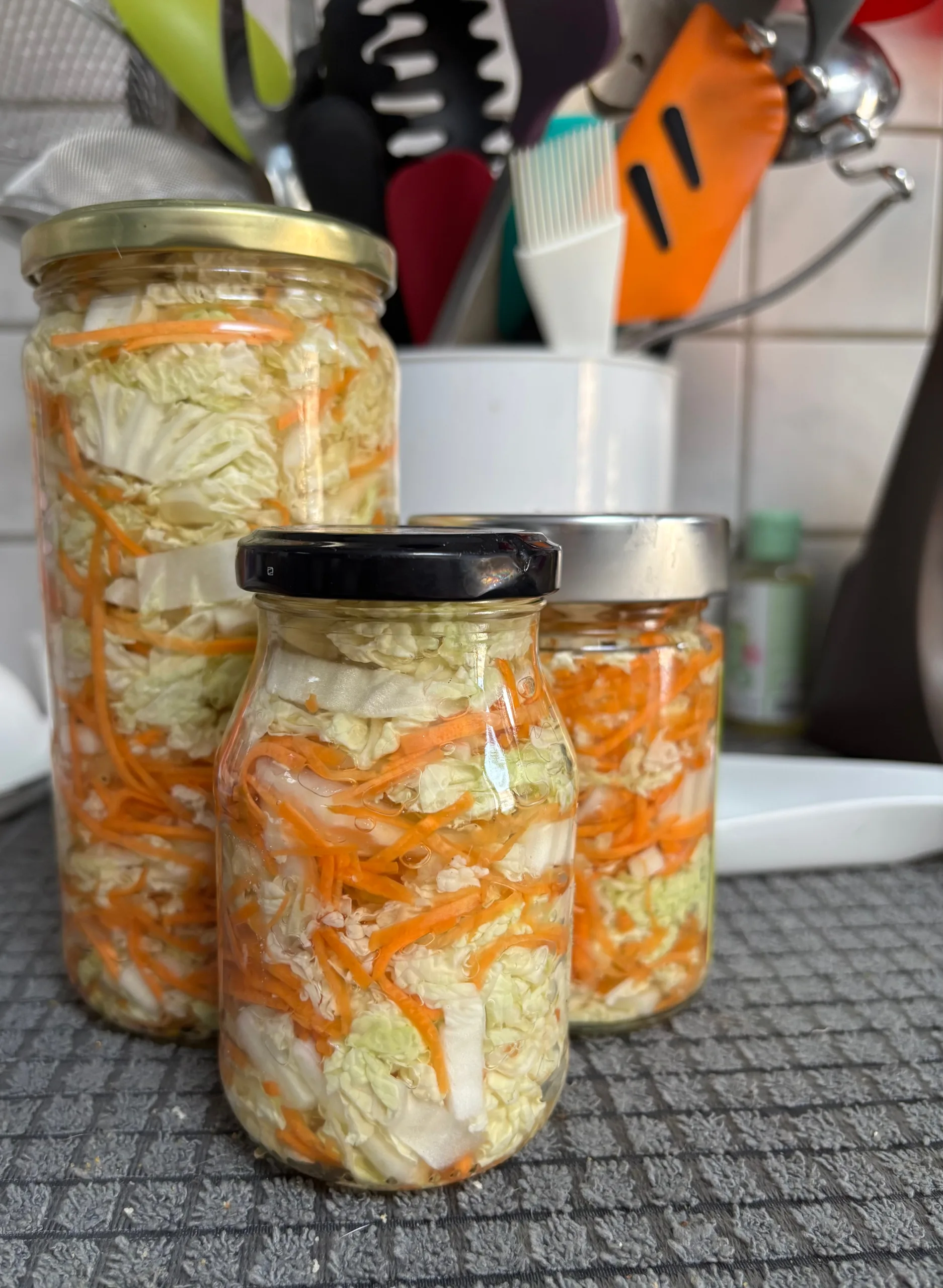 Chou chinois et carottes mariné au vinaigre (recette facile maison)