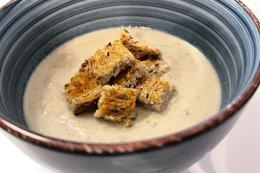 Soupe de chou-fleur et champignons réconfortante