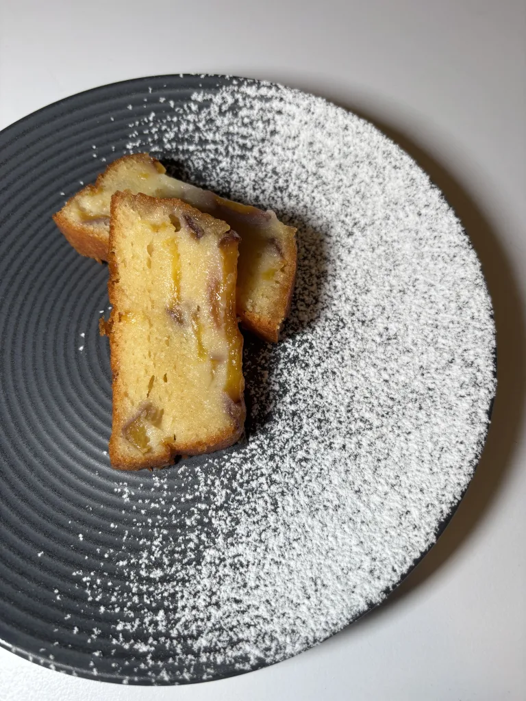 Gâteau renversé aux pêches (version moule à cake)