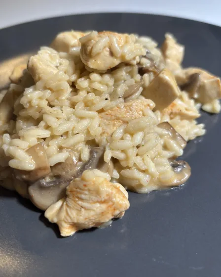 Risotto crémeux au poulet et aux champignons